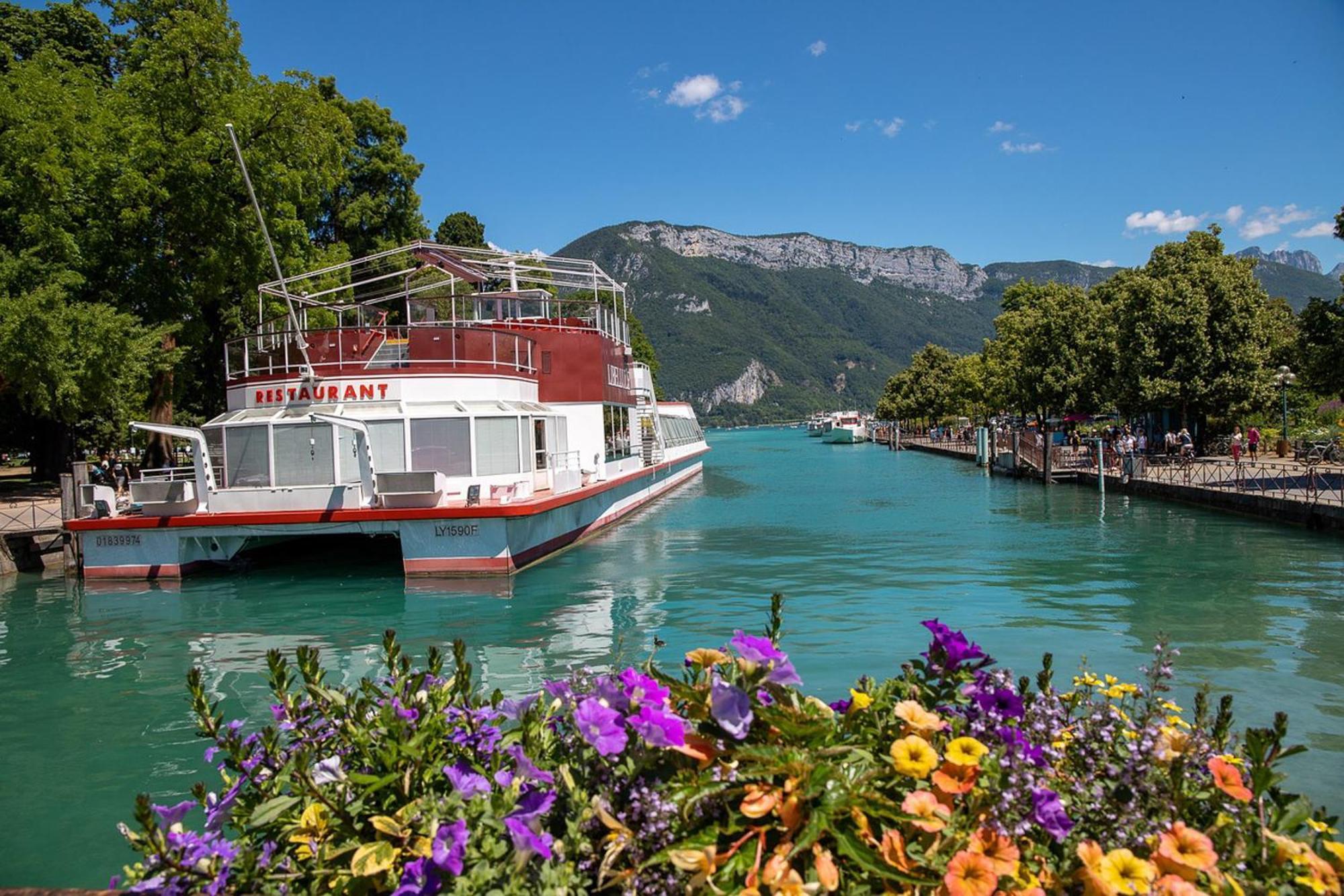 Le Bleu Du Lac 3 Etoiles - Secteur Recherche, Calme & Familiale, A 300M Du Lac & De La Vieille Ville, Garage Prive อานซี ภายนอก รูปภาพ
