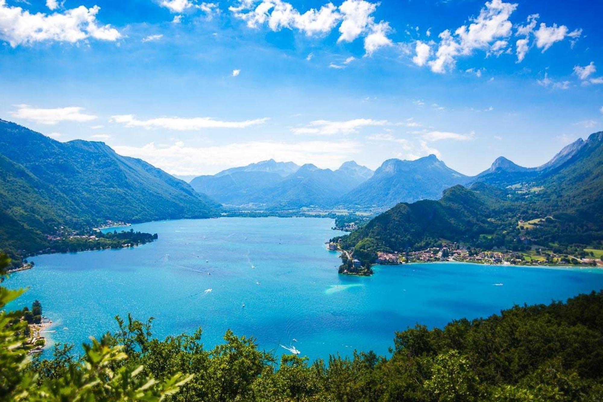 Le Bleu Du Lac 3 Etoiles - Secteur Recherche, Calme & Familiale, A 300M Du Lac & De La Vieille Ville, Garage Prive อานซี ภายนอก รูปภาพ